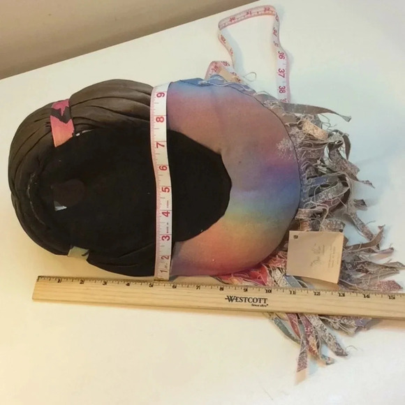 Dyan Nelson’s Indian Ceramic Wall Mask S/N: 3/91 - Picture 11 of 12